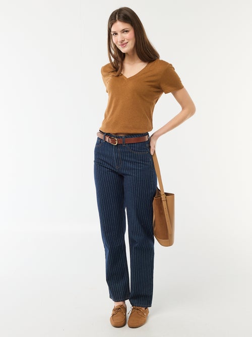 T-shirt básico de manga curta com decote em V - Kiabi