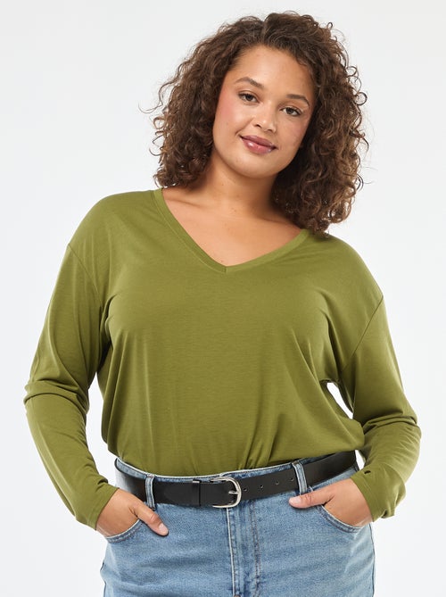 T-shirt básico decote em V e mangas 3/4 - Kiabi