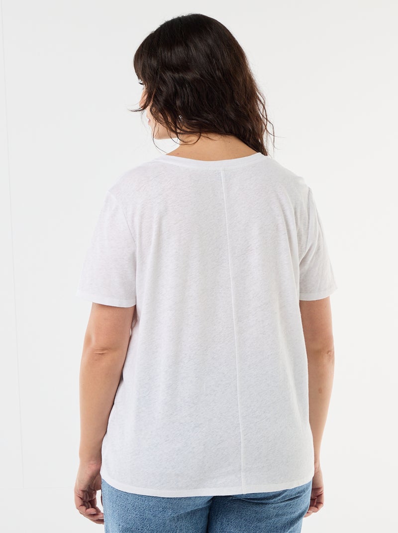 T-shirt básico decote em V e mangas curtas Branco - Kiabi