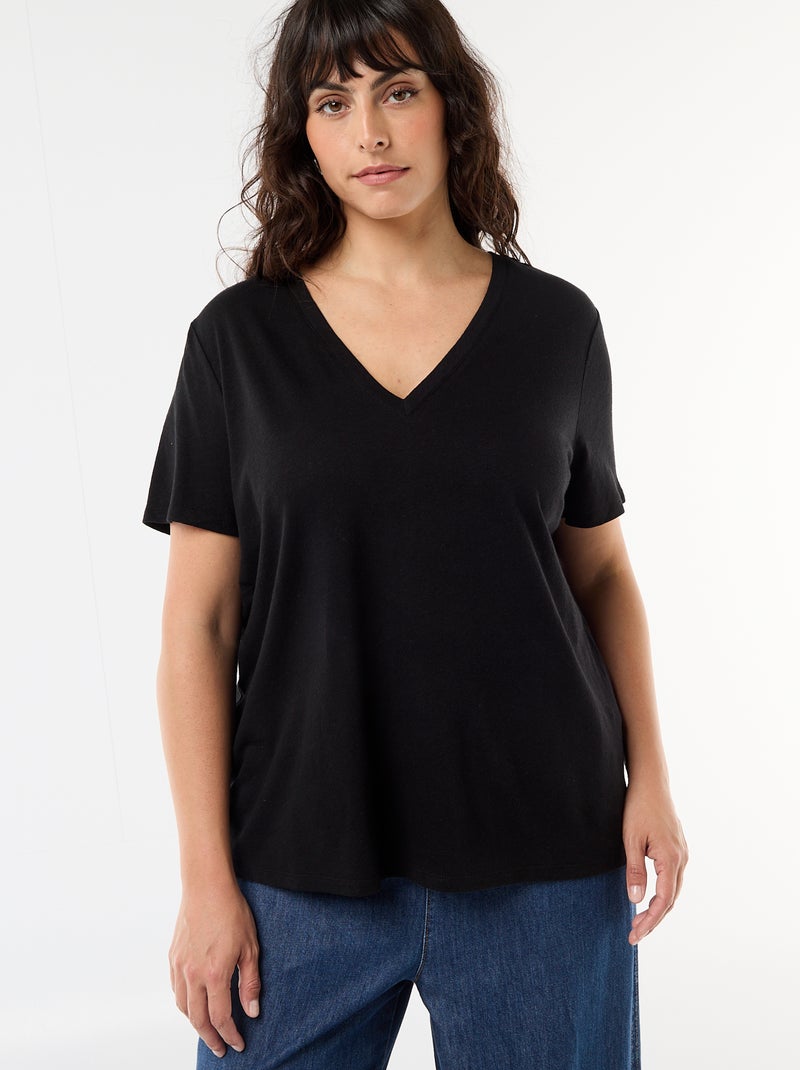 T-shirt básico decote em V e mangas curtas Preto - Kiabi