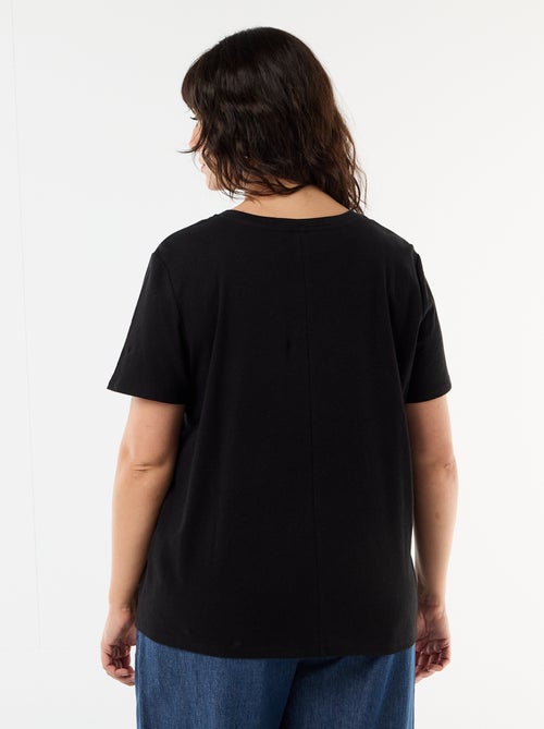 T-shirt básico decote em V e mangas curtas - Kiabi