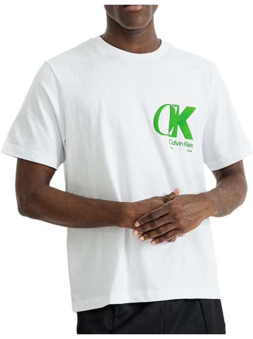 T-shirt Branco Calvin Klein Jeans para Homem - Kiabi T-shirt Branco Calvin Klein Jeans para Homem - Kiabi