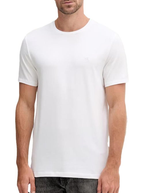 T-Shirt Branco Calvin Klein Jeans para Homem LV04LC240G - Kiabi T-Shirt Branco Calvin Klein Jeans para Homem LV04LC240G - Kiabi