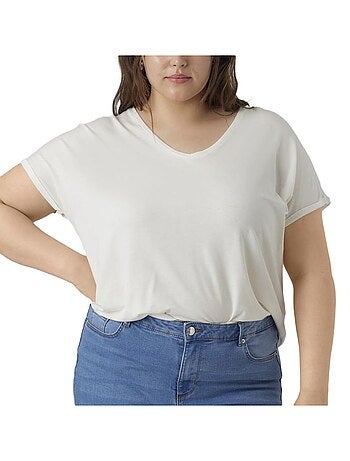 T-shirt Branco Curvy Feminino Vero Moda Aya
