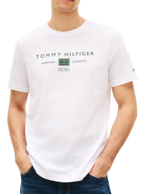 T-shirt branco tommy hilfiger para homem - Kiabi T-shirt branco tommy hilfiger para homem - Kiabi