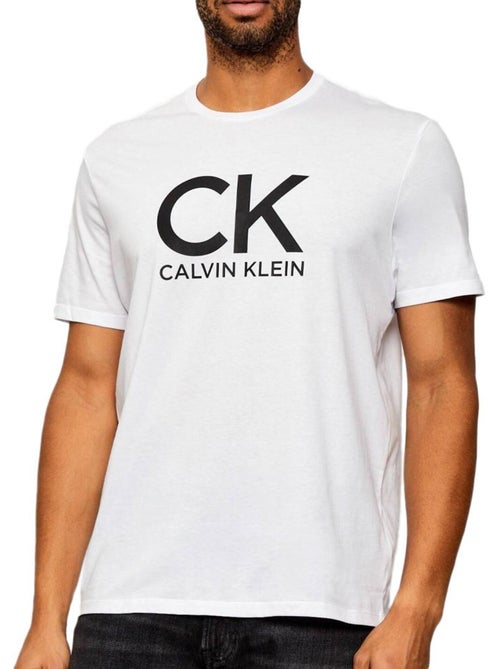 T-Shirt Calvin Klein Jeans Branco para Homem LV04RD819G - Kiabi