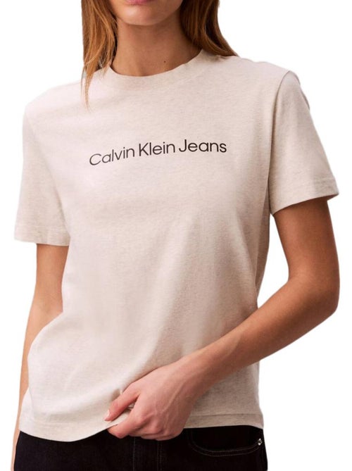 T-Shirt Calvin Klein Jeans Cinzenta para Mulher LV047C912G - Kiabi T-Shirt Calvin Klein Jeans Cinzenta para Mulher LV047C912G - Kiabi