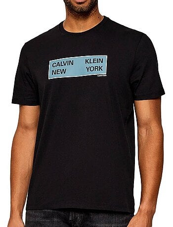 T-shirt calvin klein jeans ckny lv04rd816g preto para homem