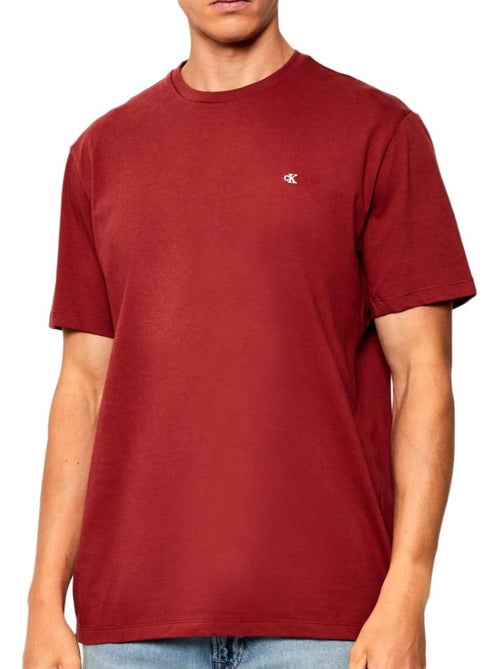 T-Shirt Calvin Klein Jeans Clássica Vermelha para Homem - Kiabi T-Shirt Calvin Klein Jeans Clássica Vermelha para Homem - Kiabi