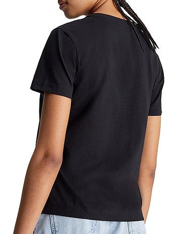 T-shirt Calvin Klein Jeans Difusa Preta para Mulher
