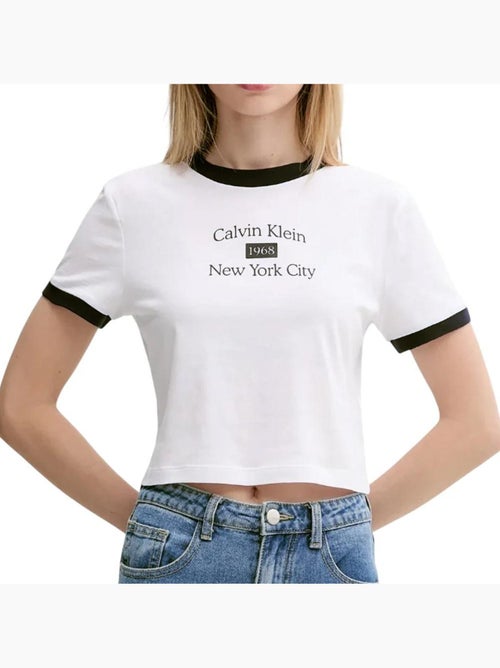 T-Shirt Calvin Klein Jeans Drapey Jersey Branco para Mulher - Kiabi T-Shirt Calvin Klein Jeans Drapey Jersey Branco para Mulher - Kiabi