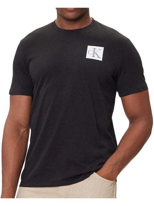 T-Shirt Calvin Klein Jeans Gradiente Preto para Homem - Kiabi T-Shirt Calvin Klein Jeans Gradiente Preto para Homem - Kiabi