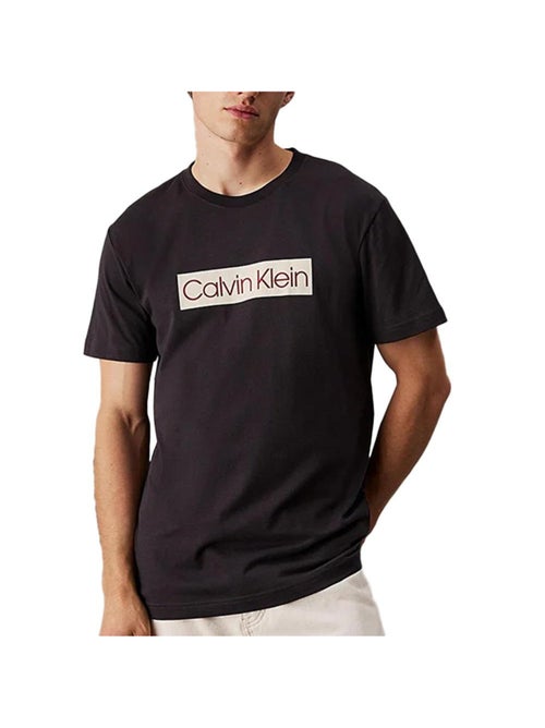 T-Shirt Calvin Klein Jeans Label Phantom para Homem - Kiabi T-Shirt Calvin Klein Jeans Label Phantom para Homem - Kiabi