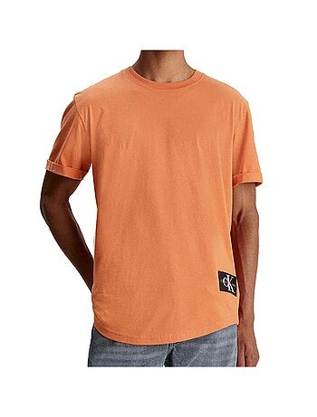 T-shirt Calvin Klein Jeans Laranja para Homem com Badge e Manga Dobrada