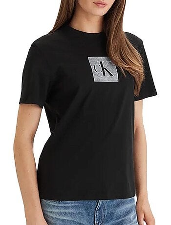T-Shirt Calvin Klein Jeans Monogramada Preta para Mulher