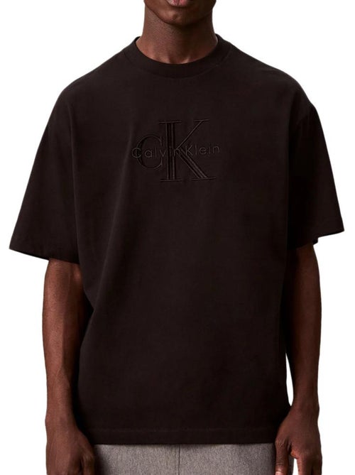 T-Shirt Calvin Klein Jeans Monologo para Homem LV04RB295G - Kiabi T-Shirt Calvin Klein Jeans Monologo para Homem LV04RB295G - Kiabi