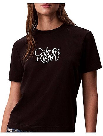 T-Shirt Calvin Klein Jeans Script Ajustada para Mulher