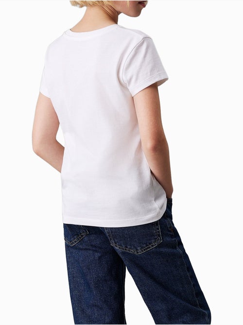 T-Shirt Calvin Klein Jeans Script Branco para Menina - Kiabi T-Shirt Calvin Klein Jeans Script Branco para Menina - Kiabi