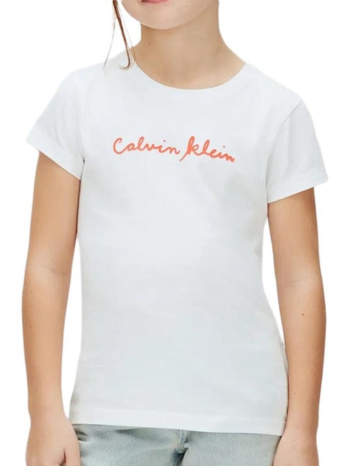 T-shirt calvin klein jeans script logo branco/laranja para menina - Kiabi T-shirt calvin klein jeans script logo branco/laranja para menina - Kiabi