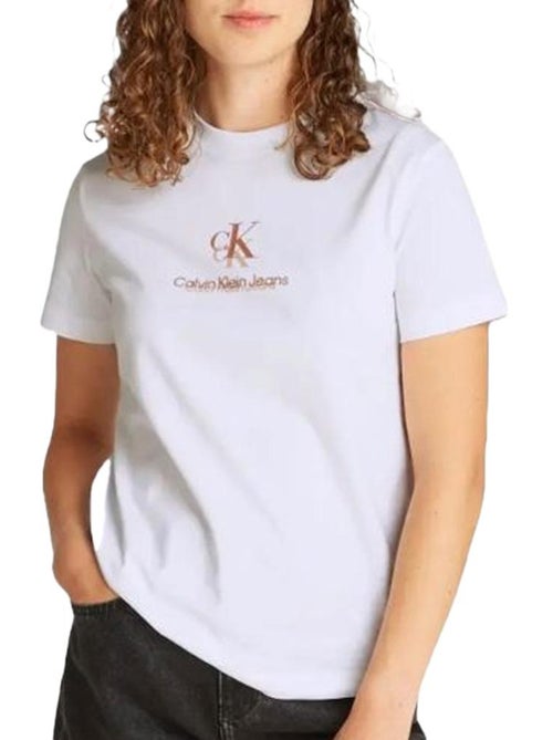 T-Shirt Calvin Klein Jeans Shadow Branco para Mulher - Kiabi T-Shirt Calvin Klein Jeans Shadow Branco para Mulher - Kiabi