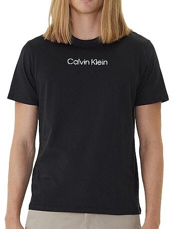 T-Shirt Calvin Klein Jeans Standard Preto para Homem