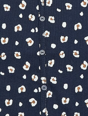 T-shirt canelada com flores