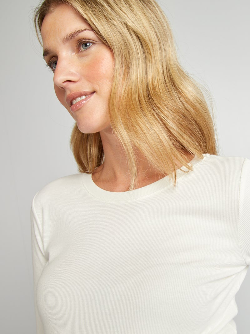 T-shirt canelada com gola redonda Branco - Kiabi