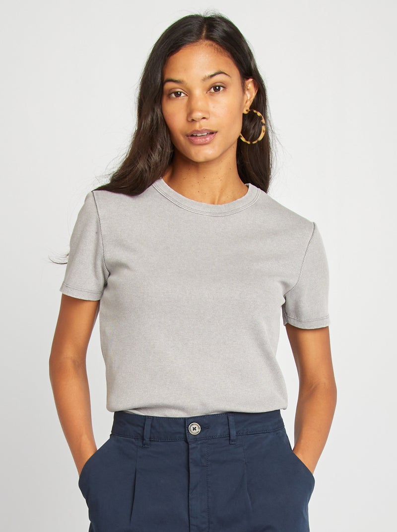 T-shirt canelada com gola redonda Cinza - Kiabi