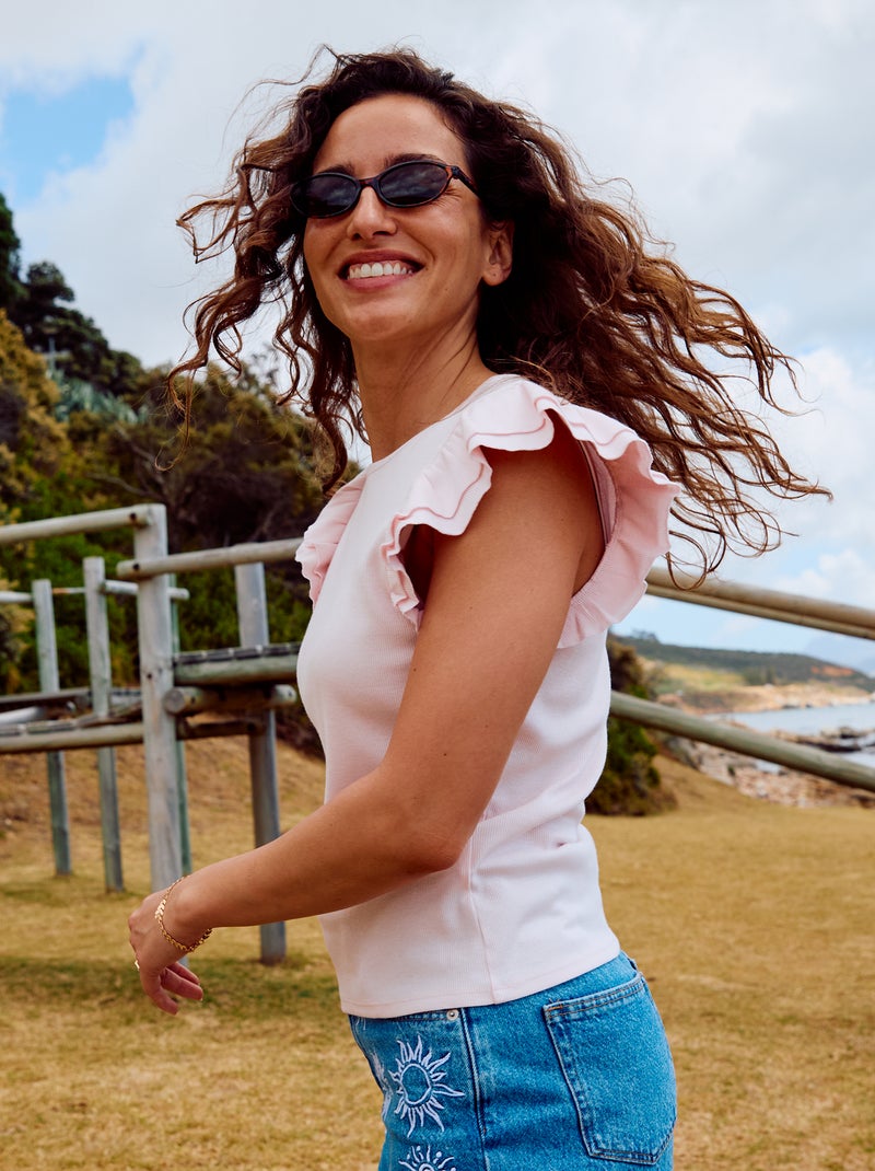 T-shirt canelado com mangas com folhos Rosa - Kiabi