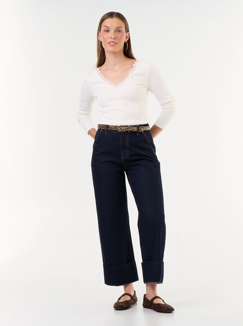 T-shirt canelado com renda na gola Branco - Kiabi