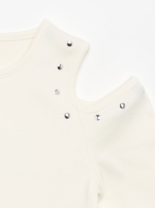 T-shirt canelado com tachas e ombros descobertos - Kiabi
