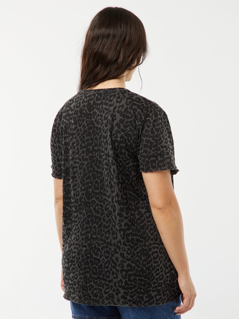 T-shirt 'Carmakoma' com estampado e motivo de leopardo PRETO - Kiabi