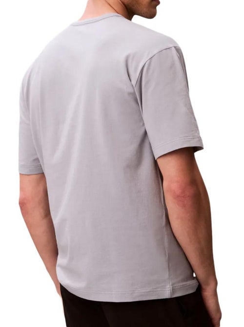 T-shirt cinzenta calvin klein jeans monogram para homem - Kiabi T-shirt cinzenta calvin klein jeans monogram para homem - Kiabi