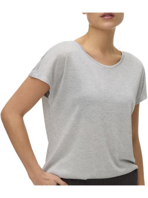 T-Shirt Cinzenta Feminina Vero Moda Sarah - Kiabi T-Shirt Cinzenta Feminina Vero Moda Sarah - Kiabi