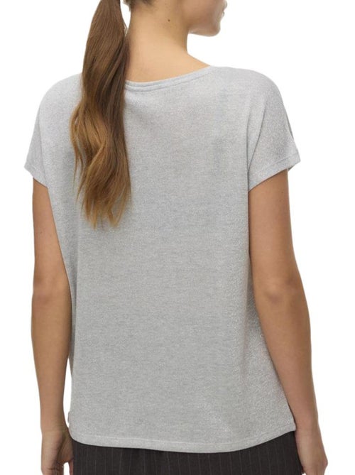 T-Shirt Cinzenta Feminina Vero Moda Sarah - Kiabi T-Shirt Cinzenta Feminina Vero Moda Sarah - Kiabi