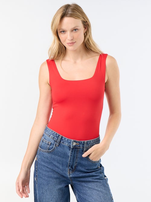 T-shirt com alças largas e gola quadrada - Kiabi T-shirt com alças largas e gola quadrada - Kiabi