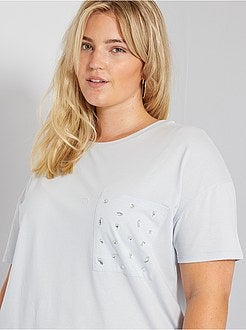 T-shirt com bolso com cabochão - Kiabi