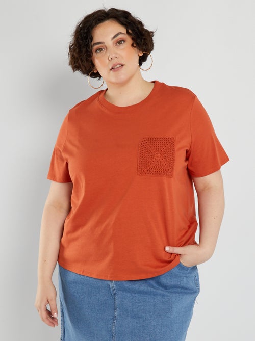 T-shirt com bolso em croché - Kiabi