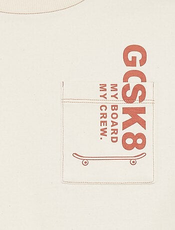 T-shirt com bolso estampado - cradle to cradle