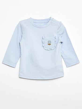 T-shirt com bolso fantasia