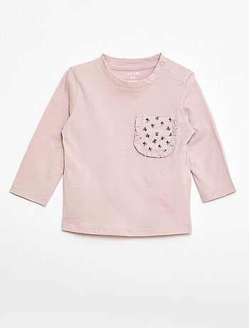 T-shirt com bolso fantasia