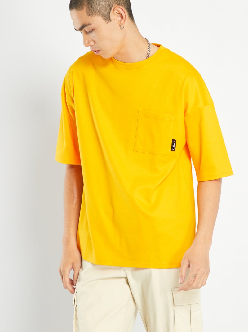 T-shirt com bolso frontal AMARELO - Kiabi
