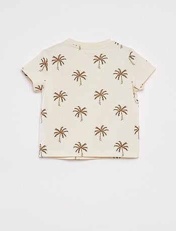 T-shirt com bolso frontal