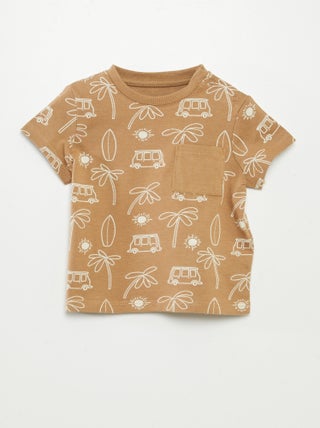 T-shirt com bolso frontal