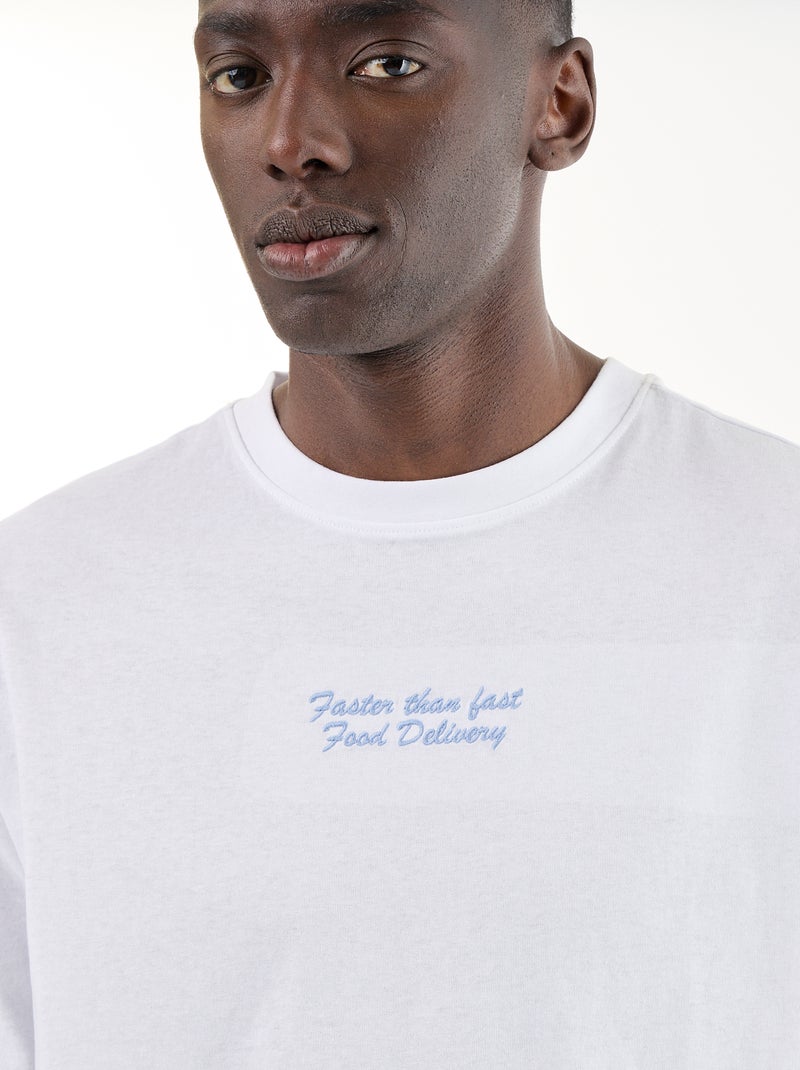 T-shirt com bordados e mangas curtas Branco - Kiabi