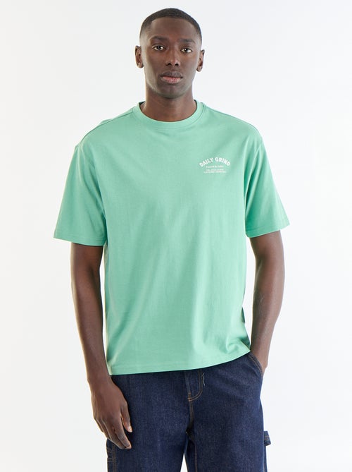 T-shirt com bordados e mangas curtas - Kiabi