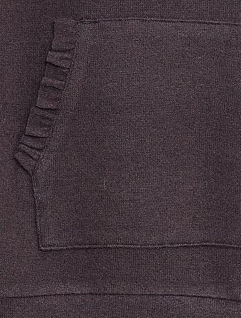 T-shirt com capuz e bolso com folho liso