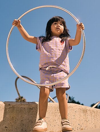 T-shirt com cavas curtas dobradas - Grafik Edition