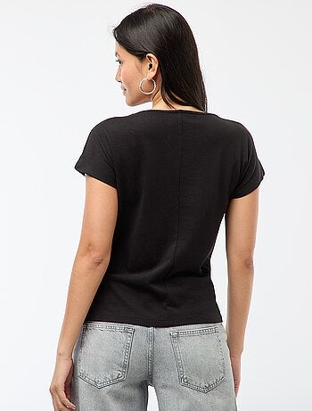 T-shirt com Decote Amplo Cache-Coeur