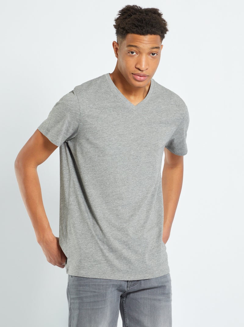 T-shirt com decote em V +1,90 m CINZA - Kiabi